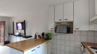 Kitchen - 8 square meters of property in Ferndale - JHB