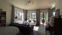Lounges - 26 square meters of property in Moreletapark