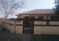 Front View of property in Vanderbijlpark