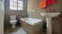Bathroom 1 of property in Vanderbijlpark