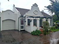  of property in Die Hoewes