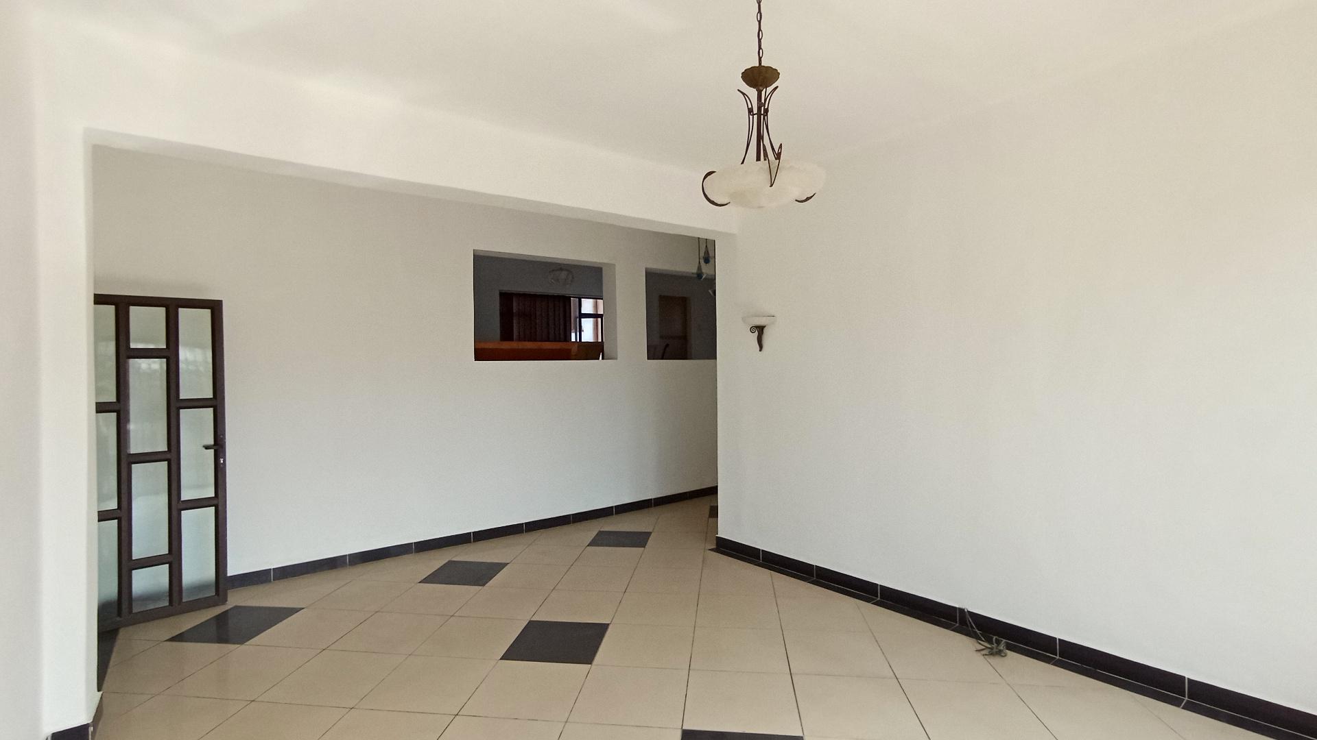 Lounges - 22 square meters of property in Brighton Beach
