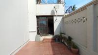 Balcony - 52 square meters of property in Brighton Beach