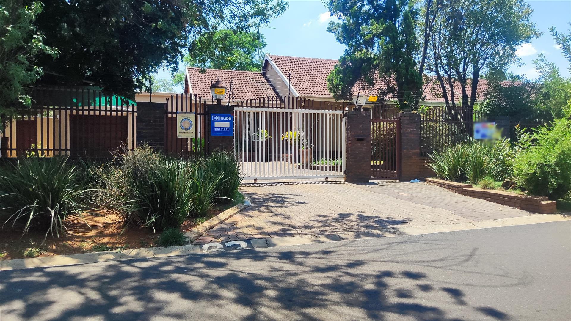 Front View of property in Klippoortjie AH