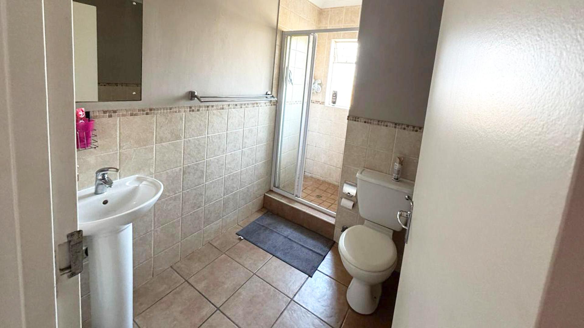 Bathroom 1 of property in Reyno Ridge