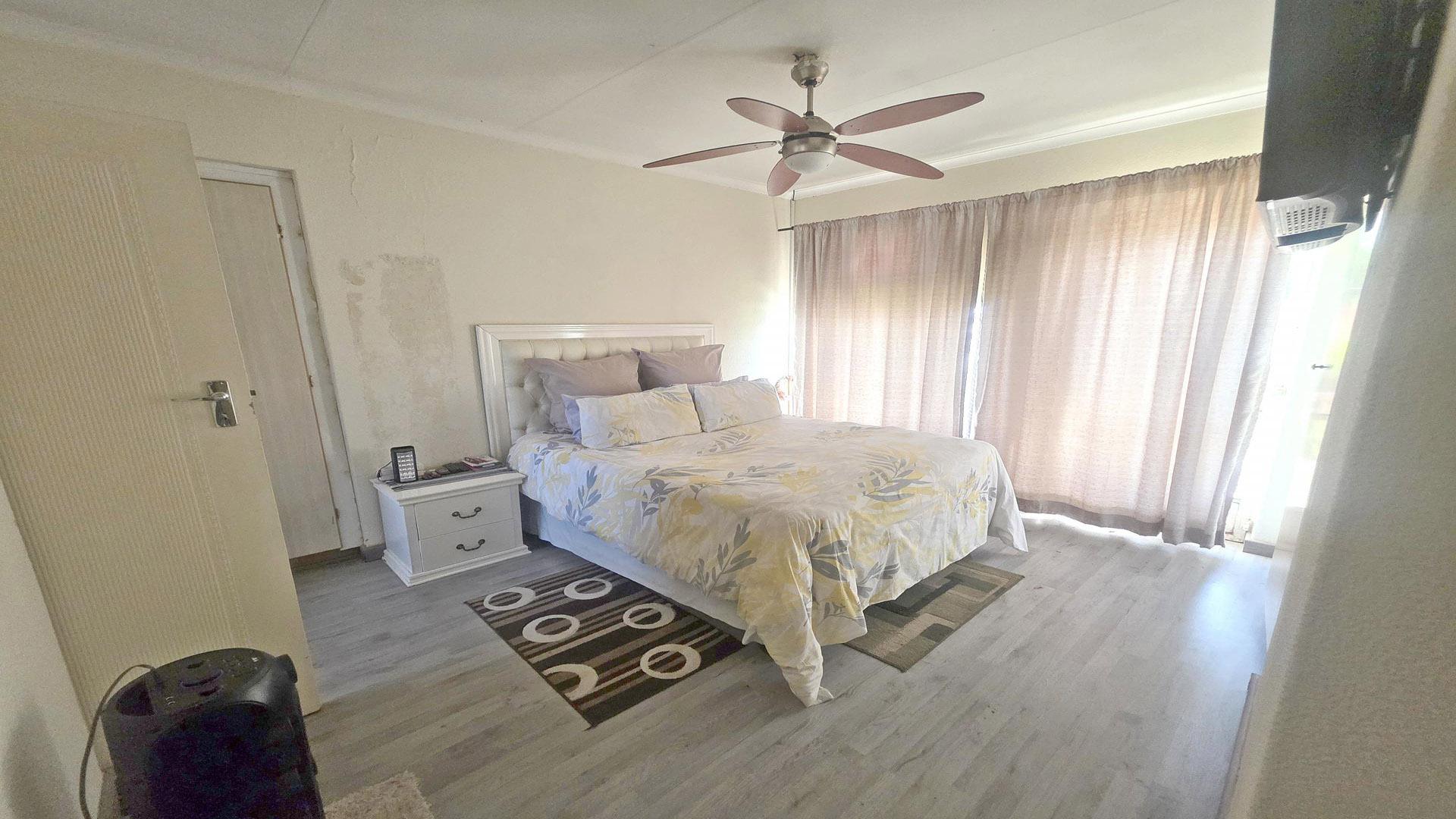 Bed Room 3 of property in Heidelberg - GP