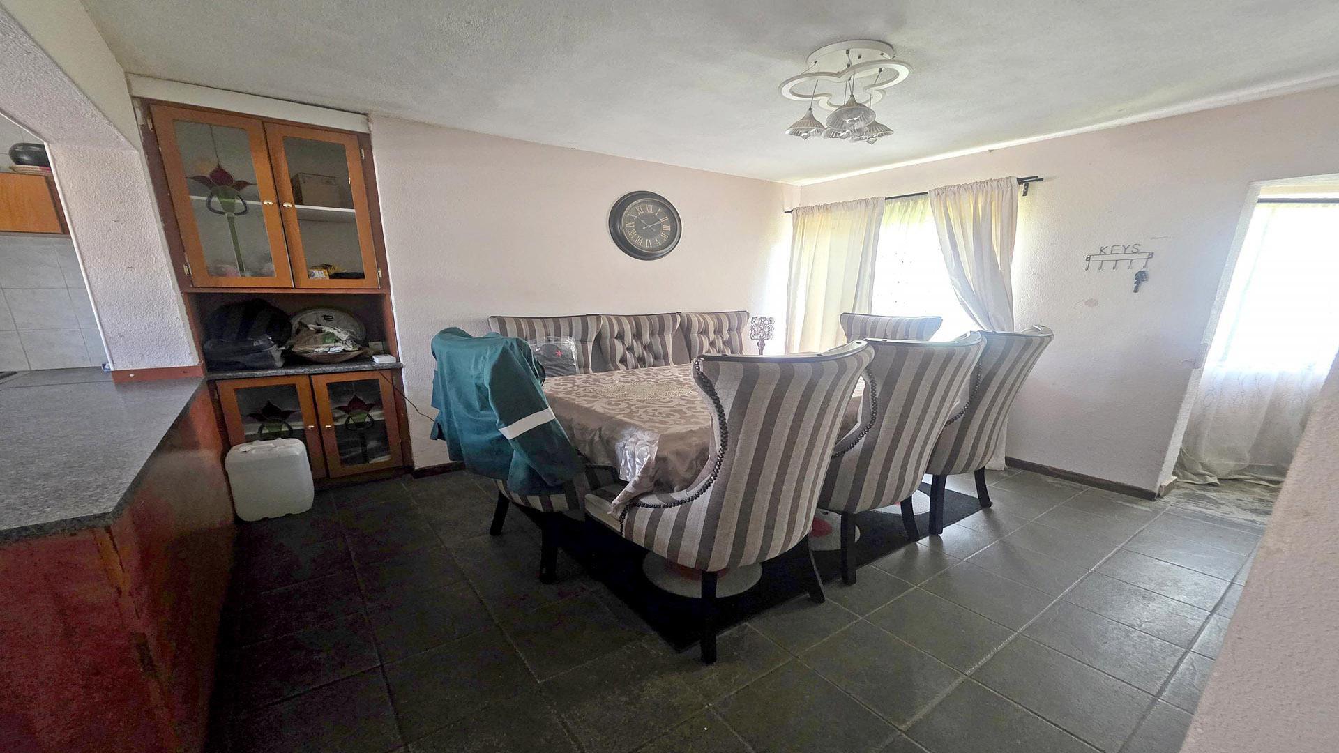 Dining Room of property in Heidelberg - GP