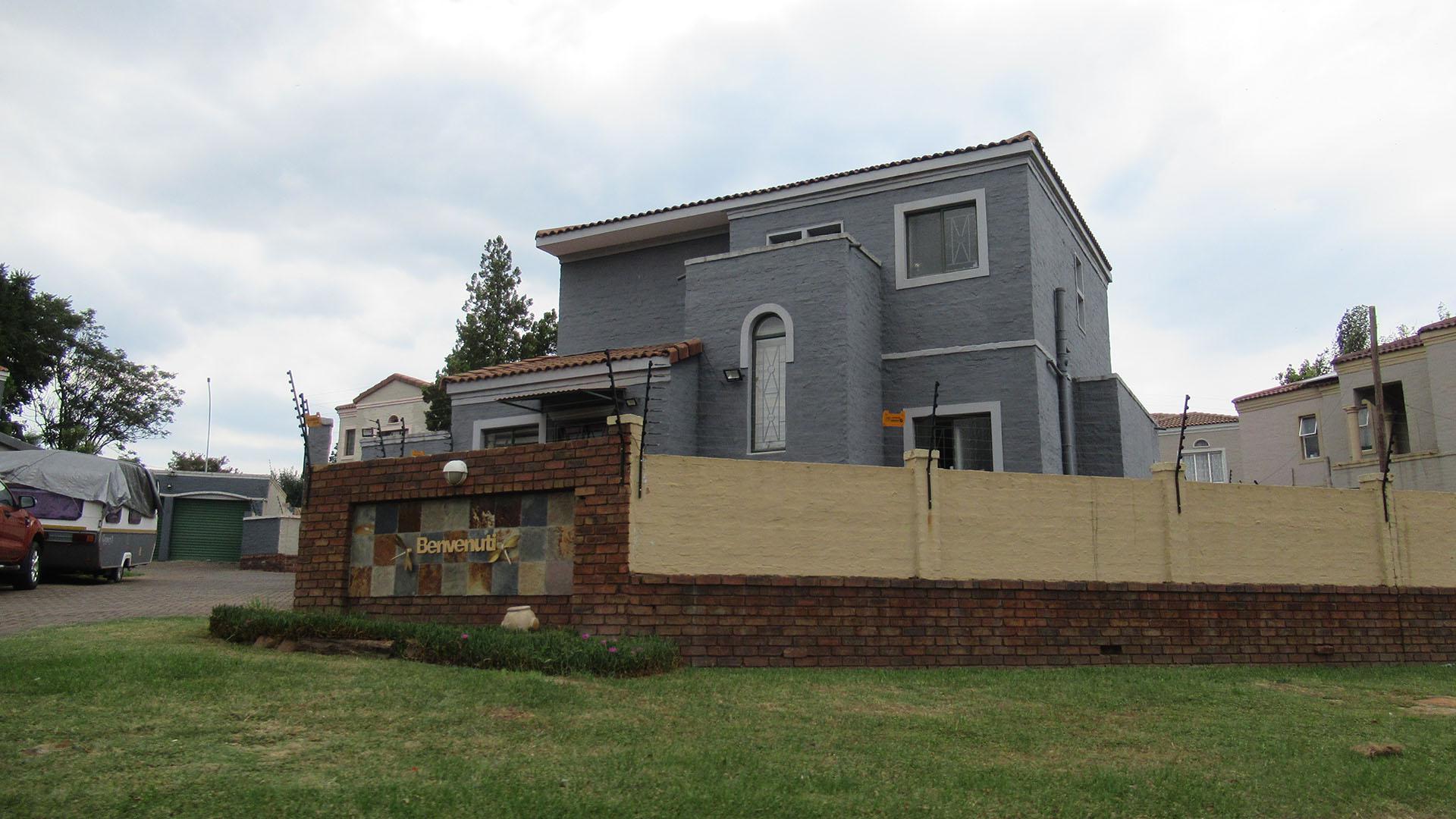 Front View of property in Heidelberg - GP