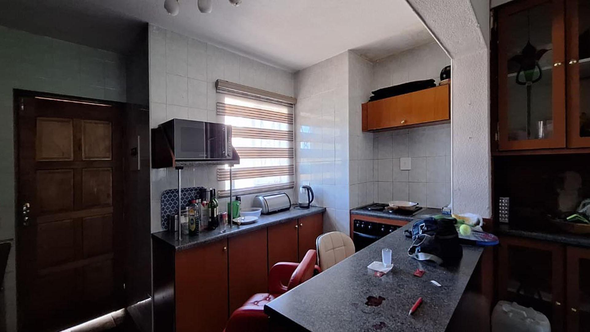 Kitchen - 11 square meters of property in Heidelberg - GP