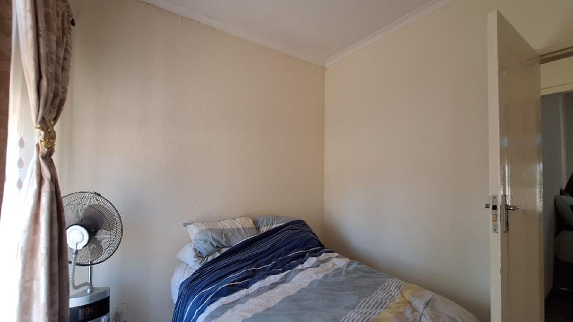 Bed Room 2 - 7 square meters of property in Heidelberg - GP