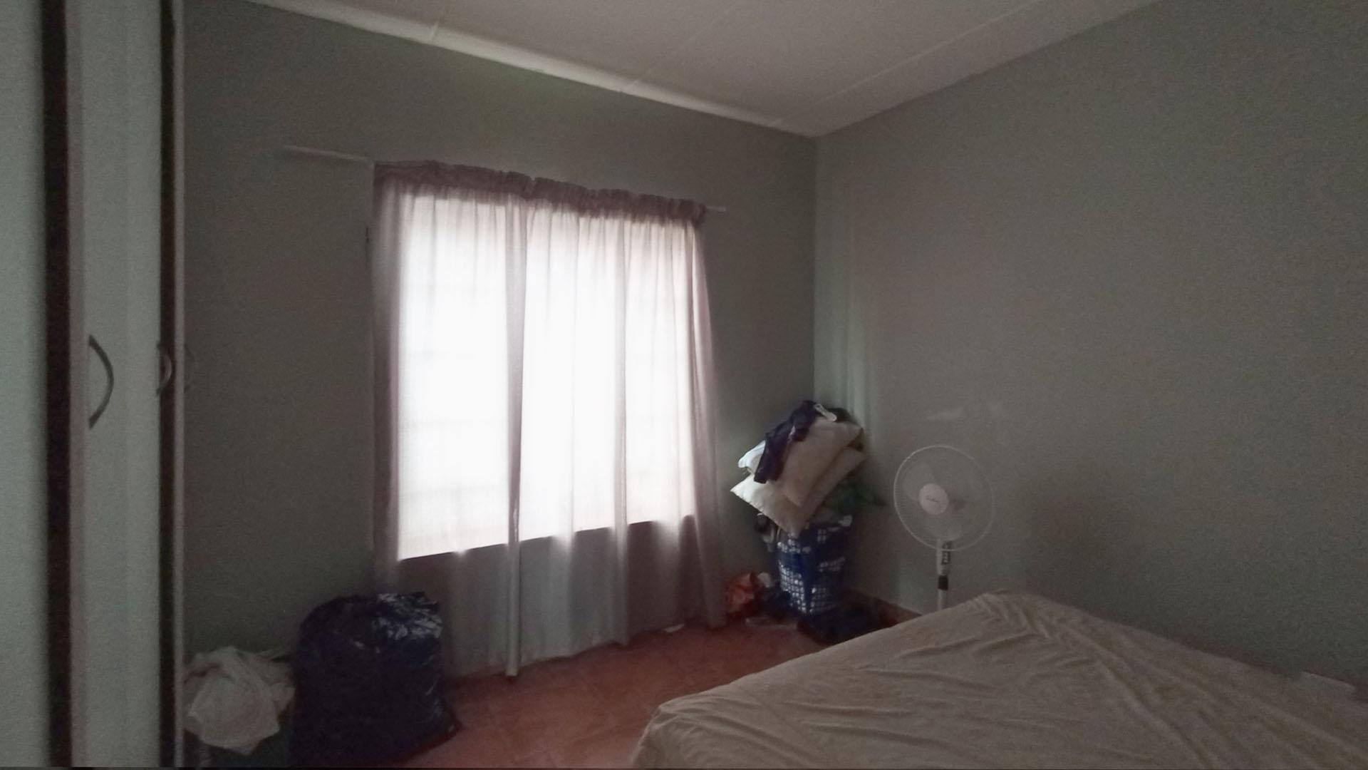 Bed Room 2 - 11 square meters of property in Clarina