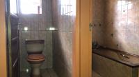 Bathroom 1 of property in Waterval Boven