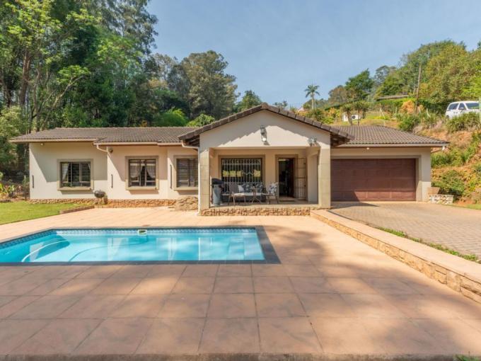 3 Bedroom Simplex for Sale For Sale in Hillcrest - KZN - MR658746