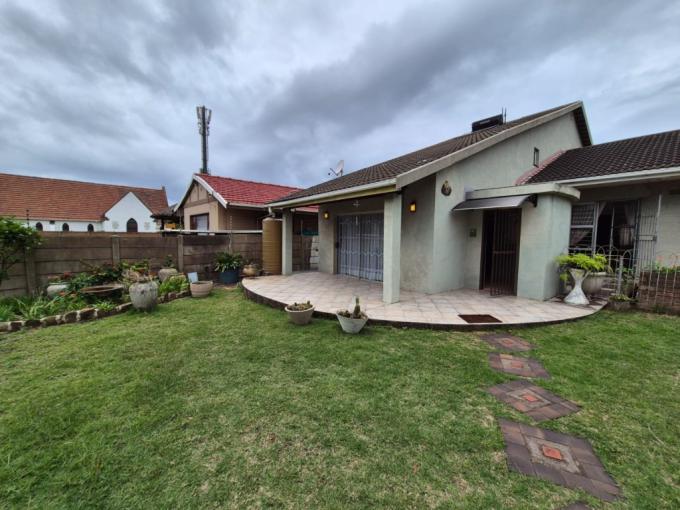 3 Bedroom Simplex to Rent in Bluff - Property to rent - MR658790