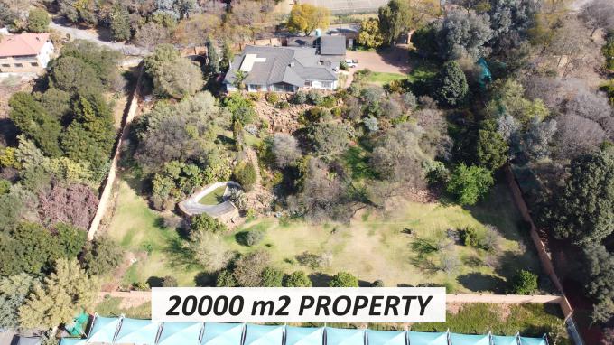 8 Bedroom House for Sale For Sale in Constantia Kloof - MR659004