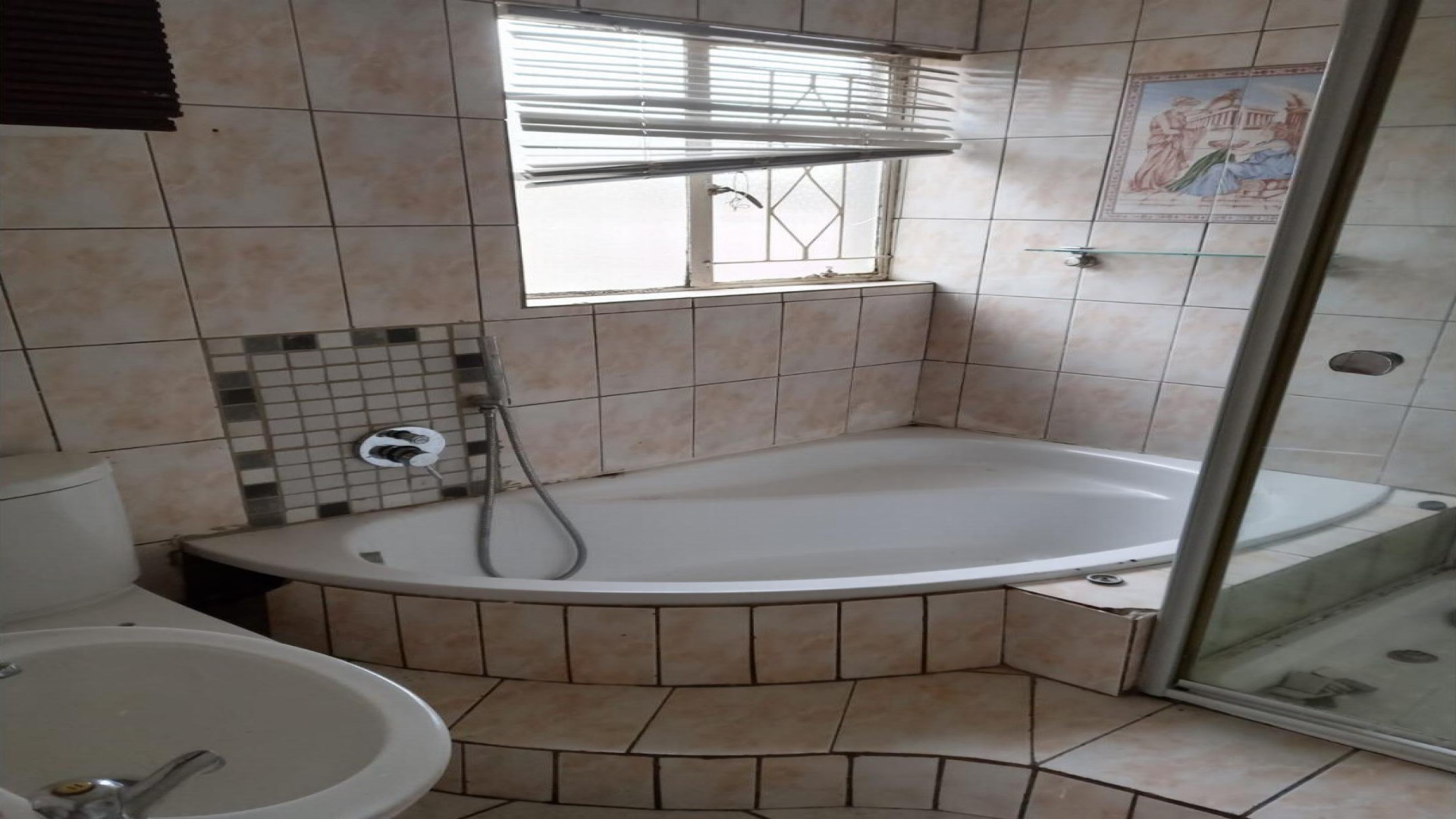 Bathroom 2 of property in Witpoortjie