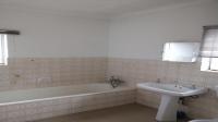 Bathroom 1 of property in Witpoortjie
