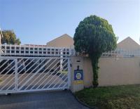 Front View of property in Oakdene