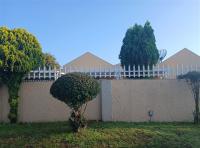 Front View of property in Oakdene