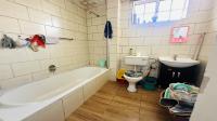 Bathroom 1 of property in Symhurst