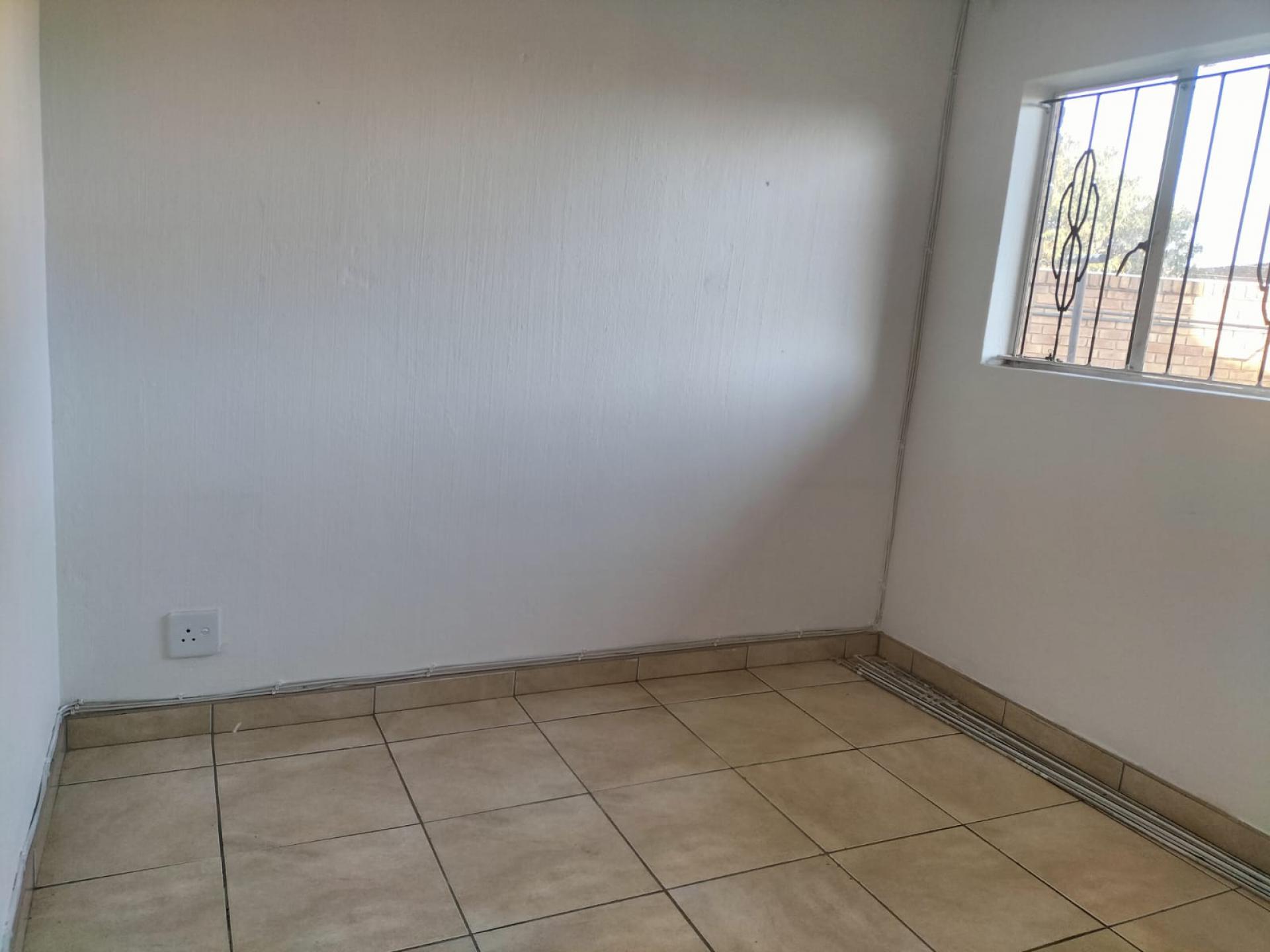  of property in Dalpark