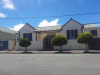 6 Bedroom 4 Bathroom House for Sale for sale in East London