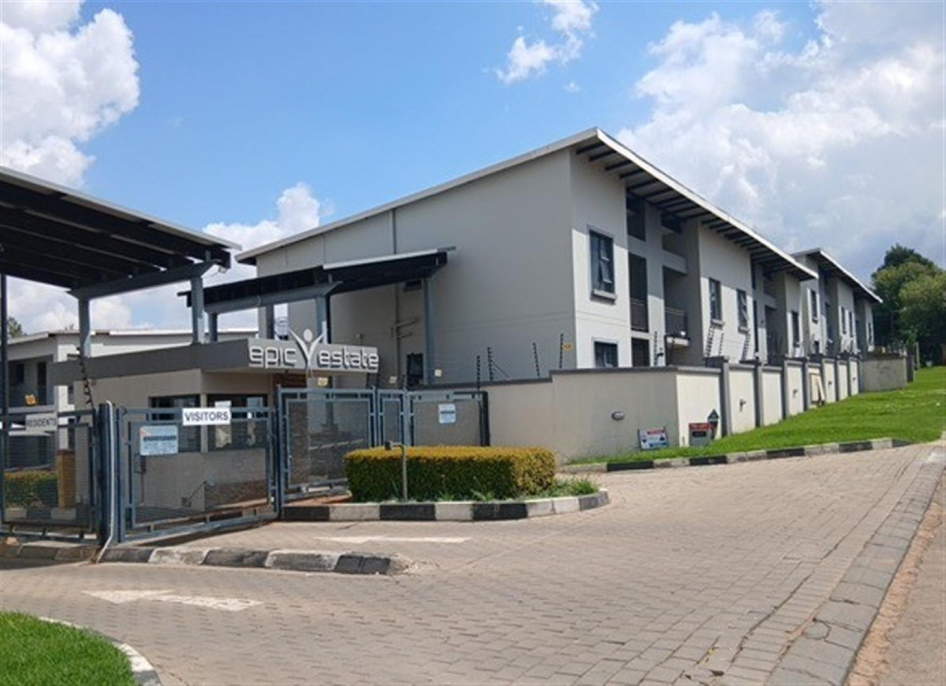 Front View of property in Witpoortjie