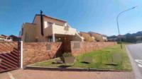 Front View of property in Mondeor