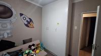 Bed Room 2 - 10 square meters of property in Weltevreden Park
