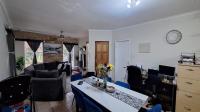 Dining Room - 20 square meters of property in Weltevreden Park
