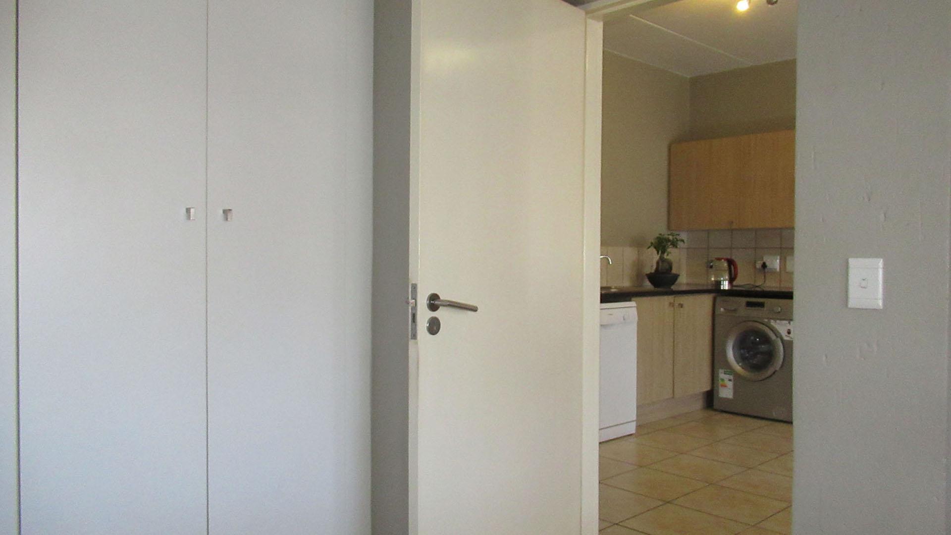 Bed Room 2 - 9 square meters of property in Ferndale - JHB