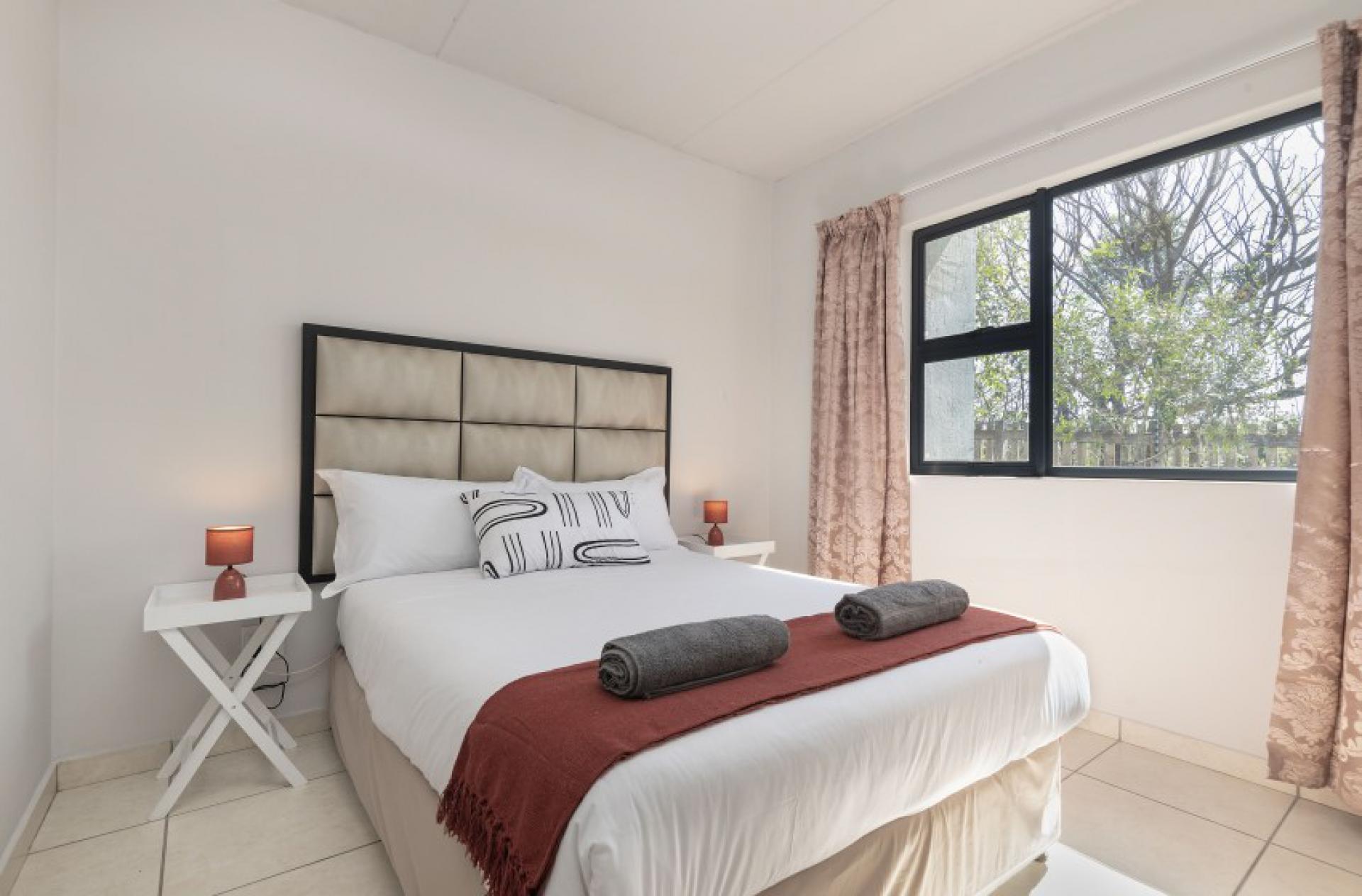 Bed Room 1 of property in Ballitoville