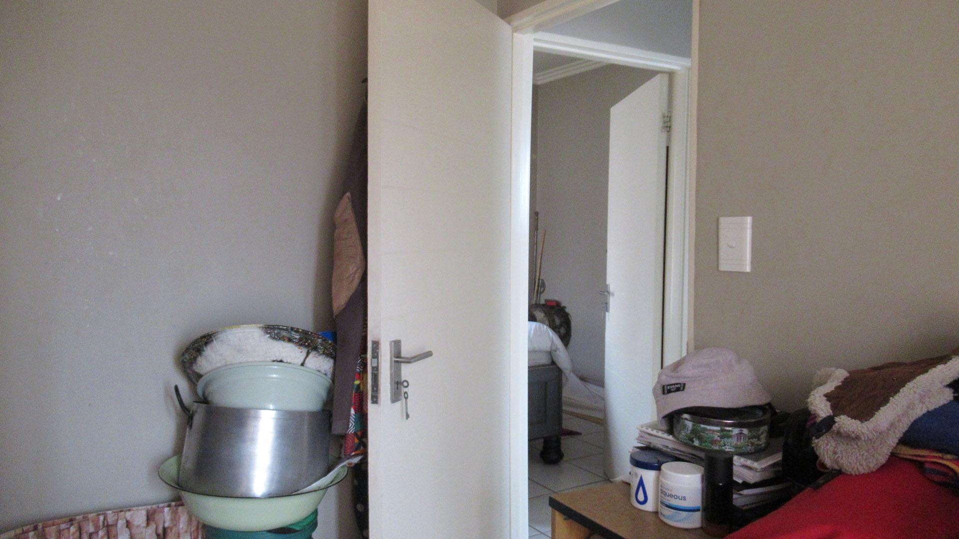 Bed Room 2 - 7 square meters of property in South Hills