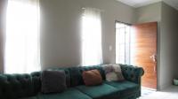 Lounges - 12 square meters of property in South Hills