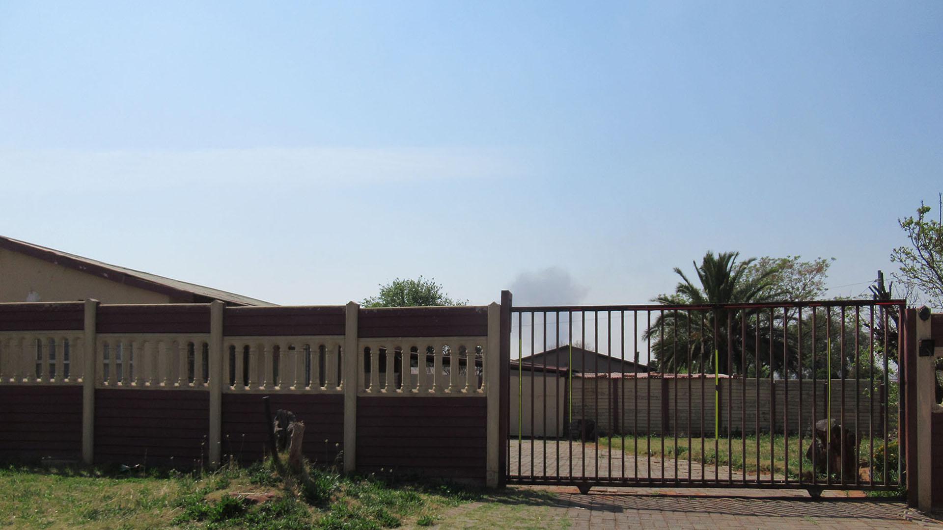 Front View of property in Palm Ridge