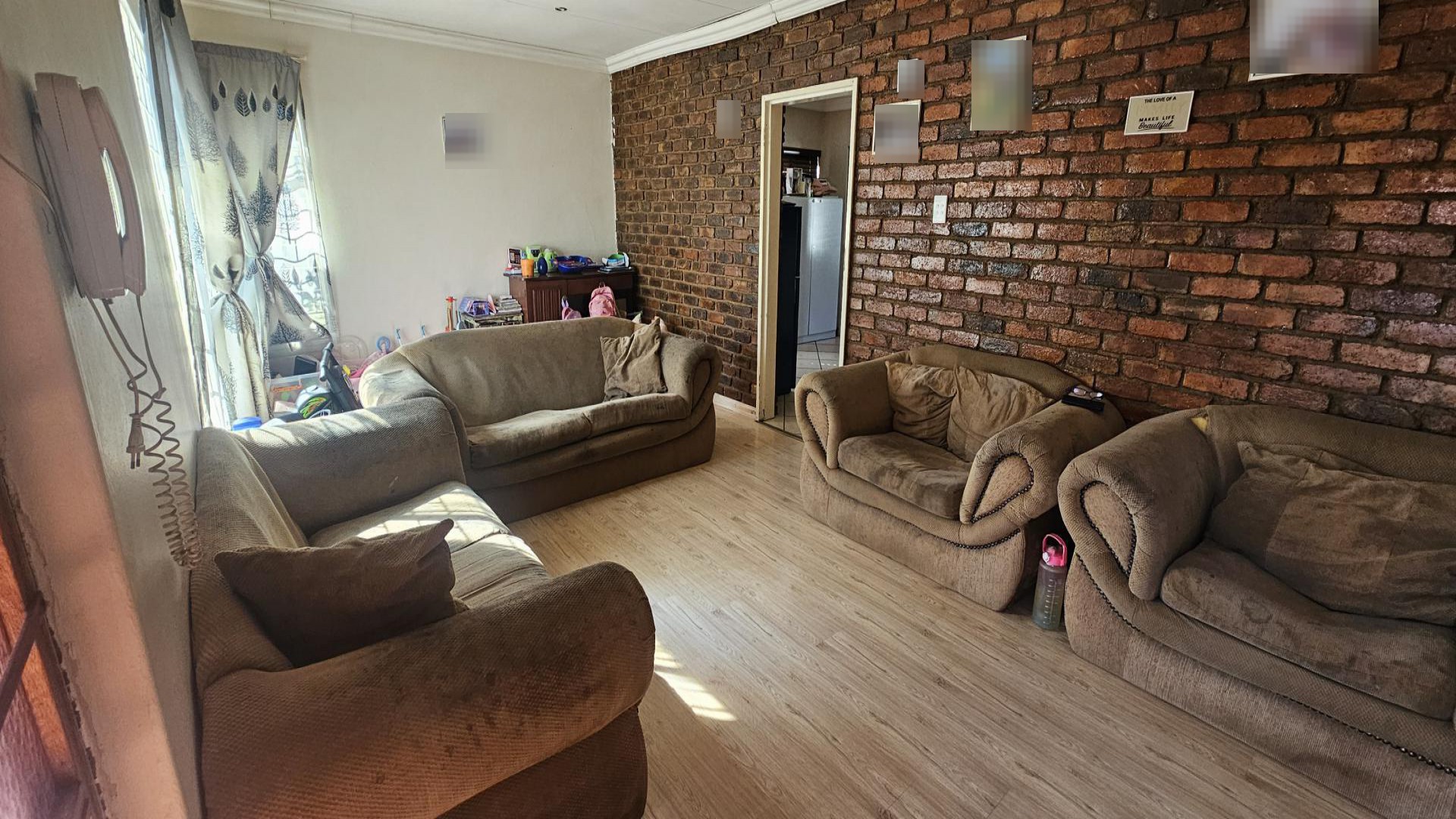 Lounges of property in Orkney