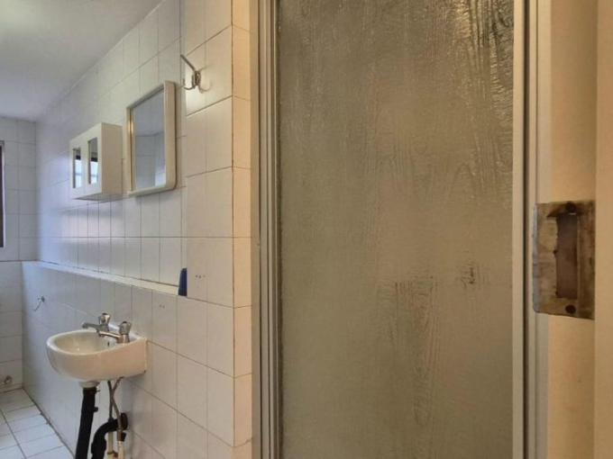 3 Bedroom Sectional Title for Sale For Sale in Menlo Park - MR659513