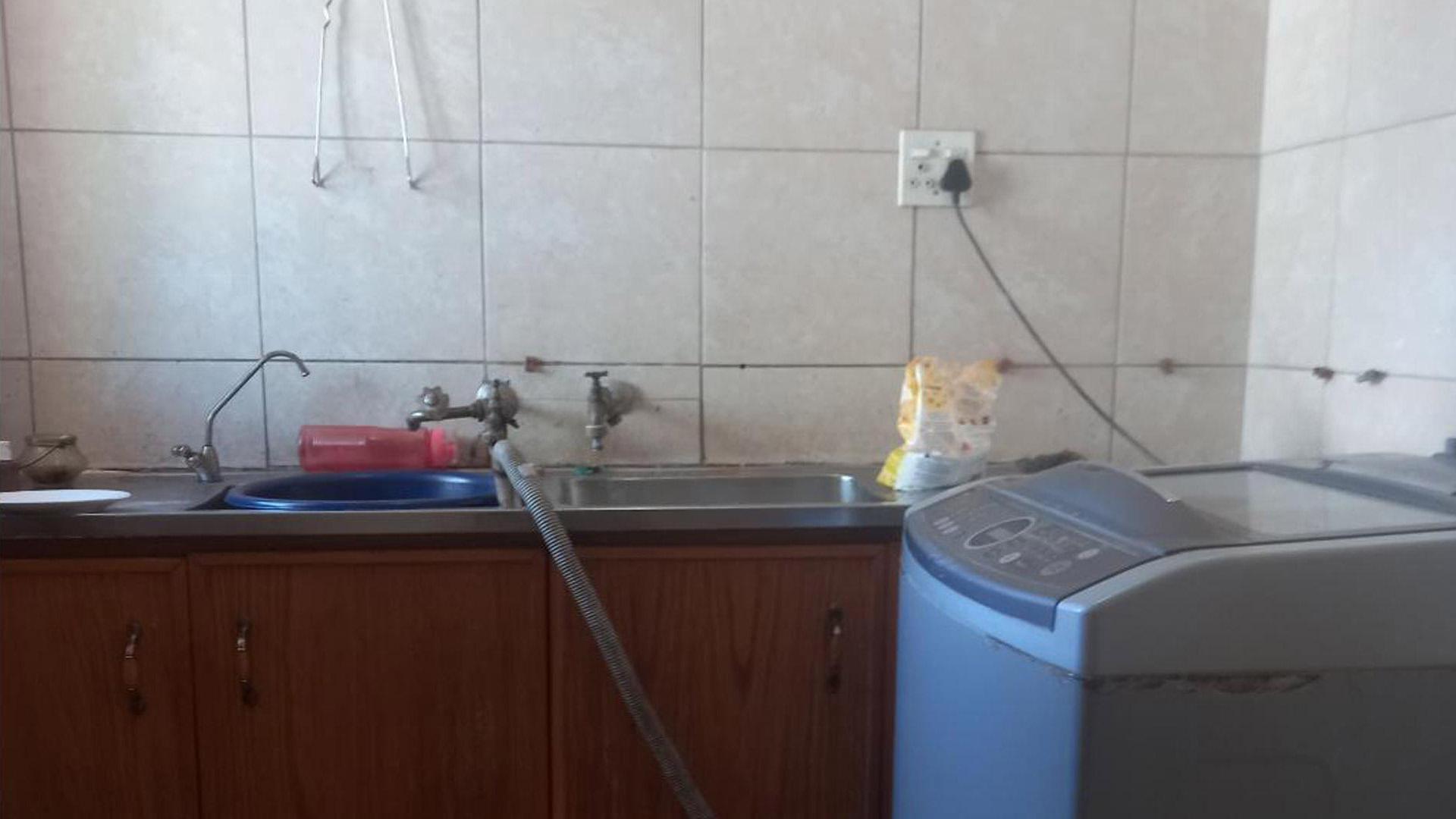 Kitchen of property in Hartswater