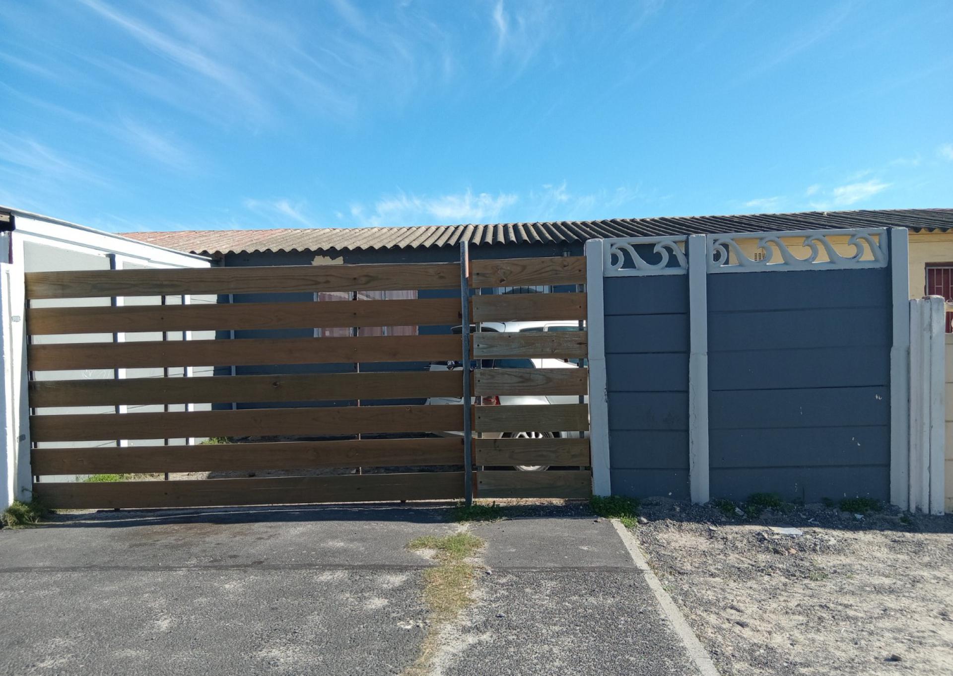 Front View of property in Cafda Village