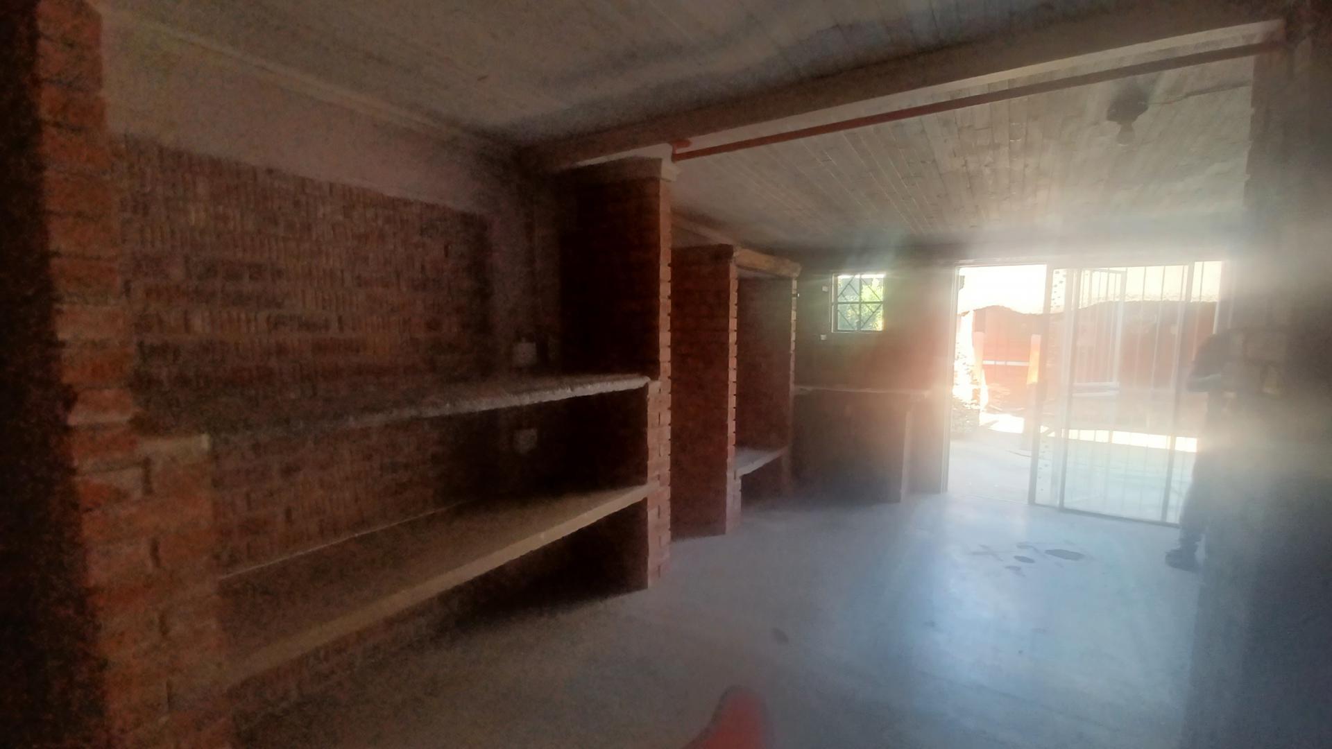 Entertainment of property in Bedelia