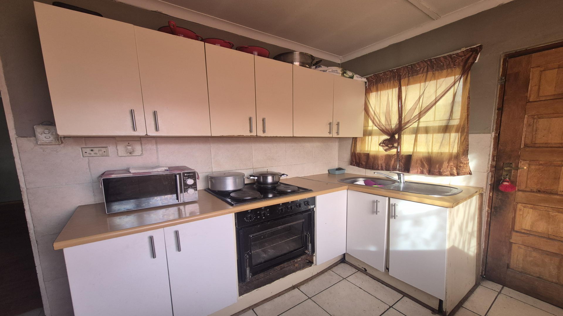 Kitchen of property in Kwadwesi