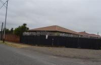Front View of property in Crosby
