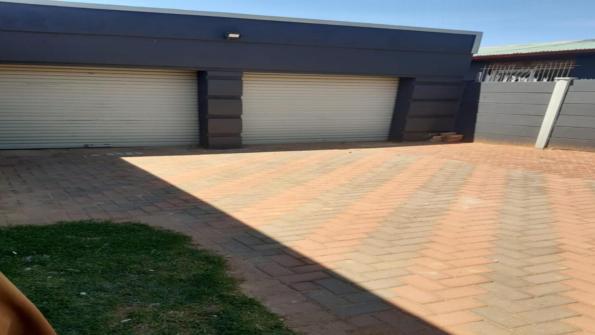 Backyard of property in Davidsonville