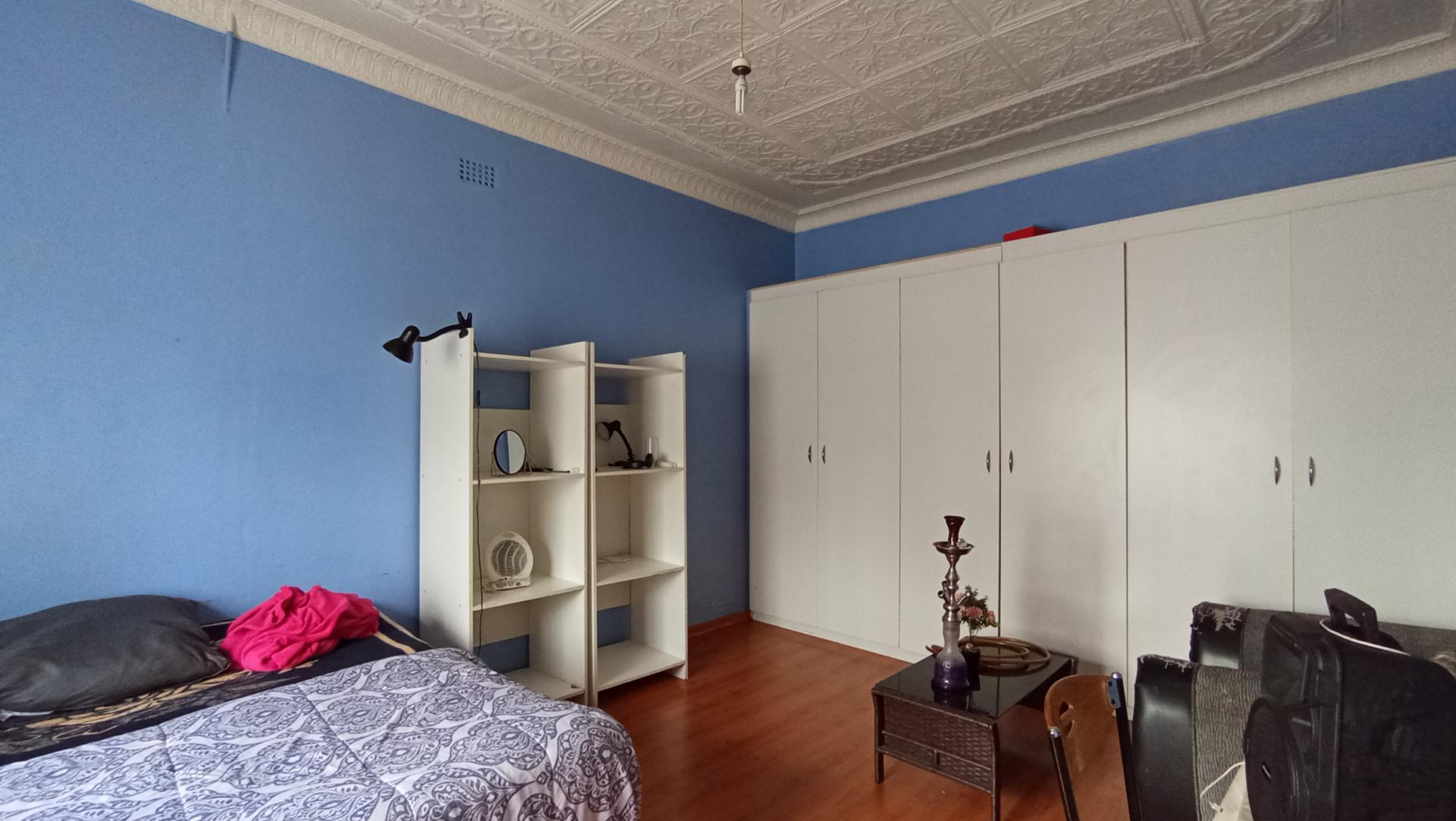 Bed Room 1 - 38 square meters of property in Brixton
