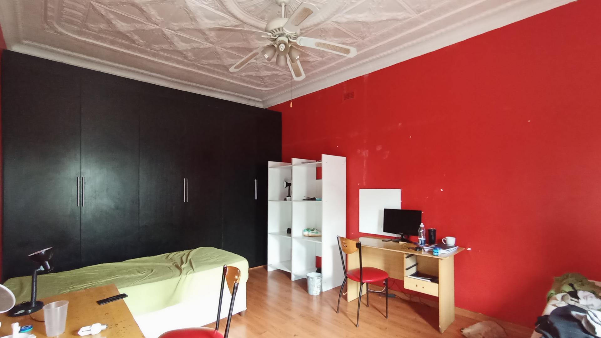 Bed Room 2 - 38 square meters of property in Brixton