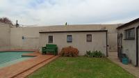 Flatlet - 18 square meters of property in Brixton