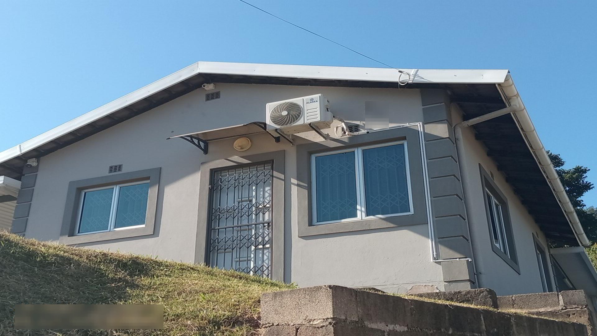 Front View of property in Chatsworth - KZN