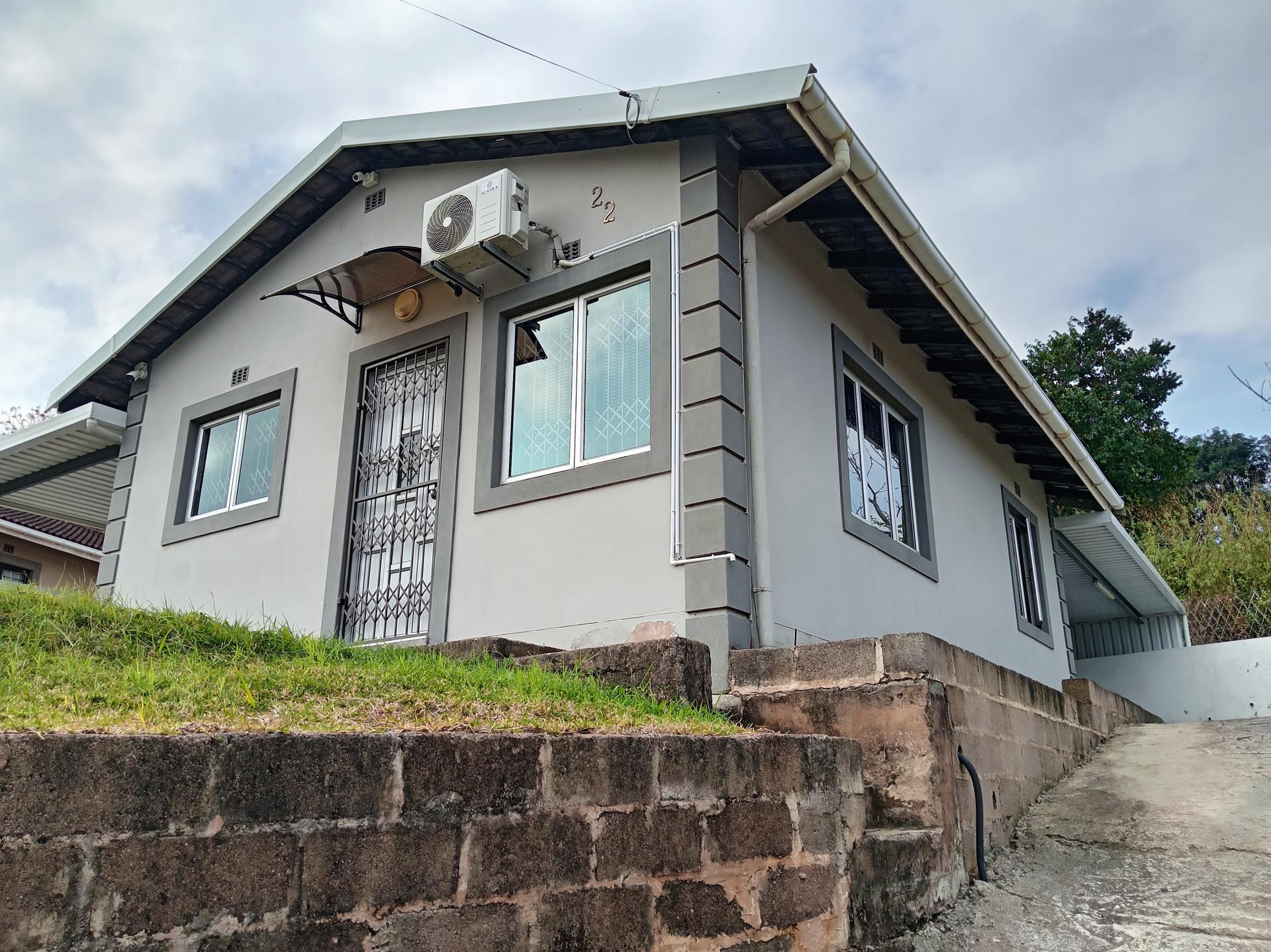 Front View of property in Chatsworth - KZN