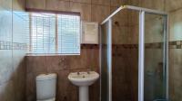 Bathroom 1 - 10 square meters of property in Parkrand