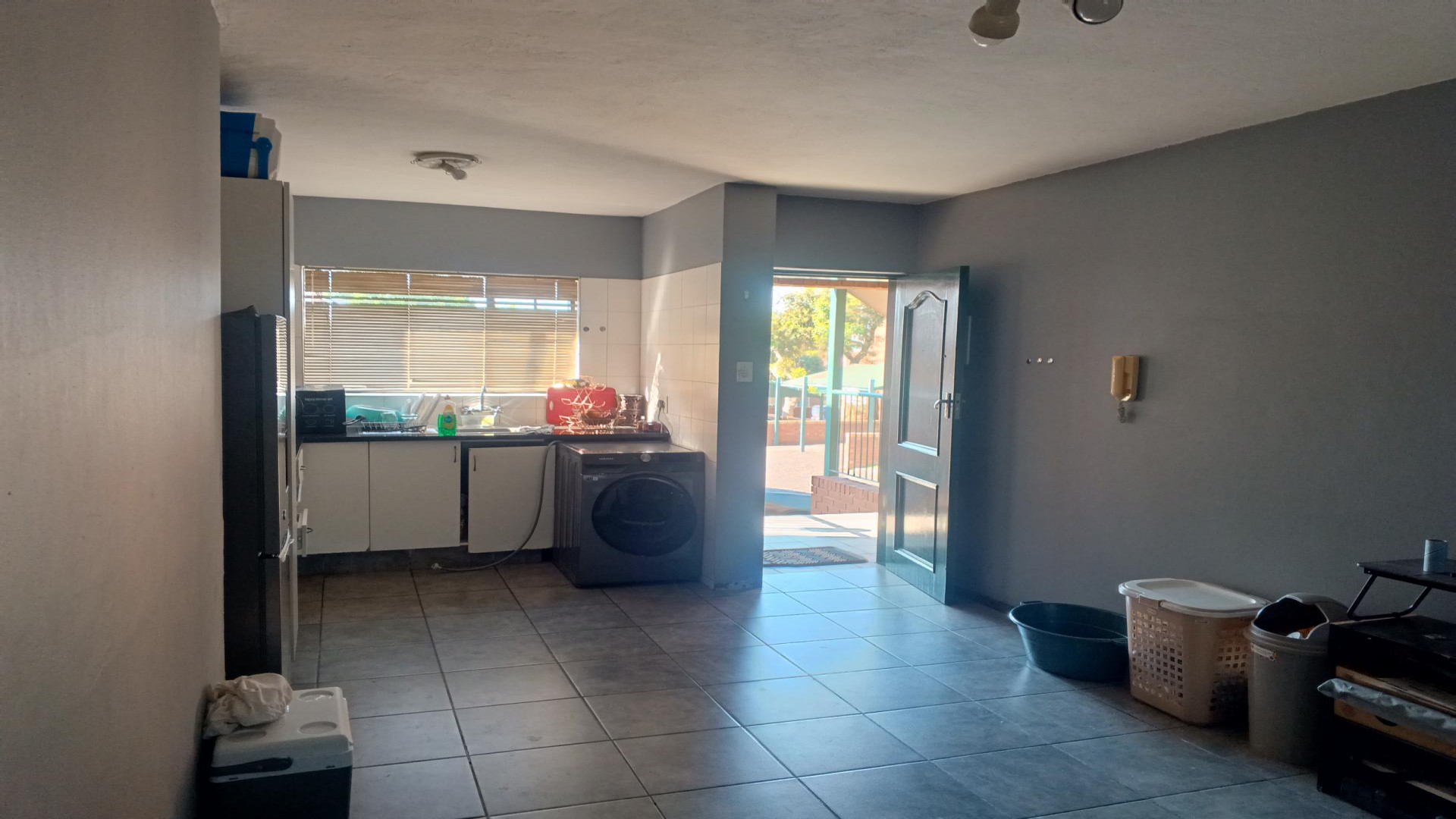Dining Room - 9 square meters of property in Halfway Gardens